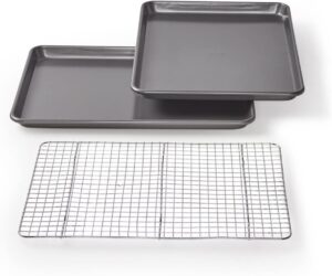 Chicago Metallic Professional Non-Stick Cookie/Jelly-Roll Pan Set: The Perfect Baking Companion